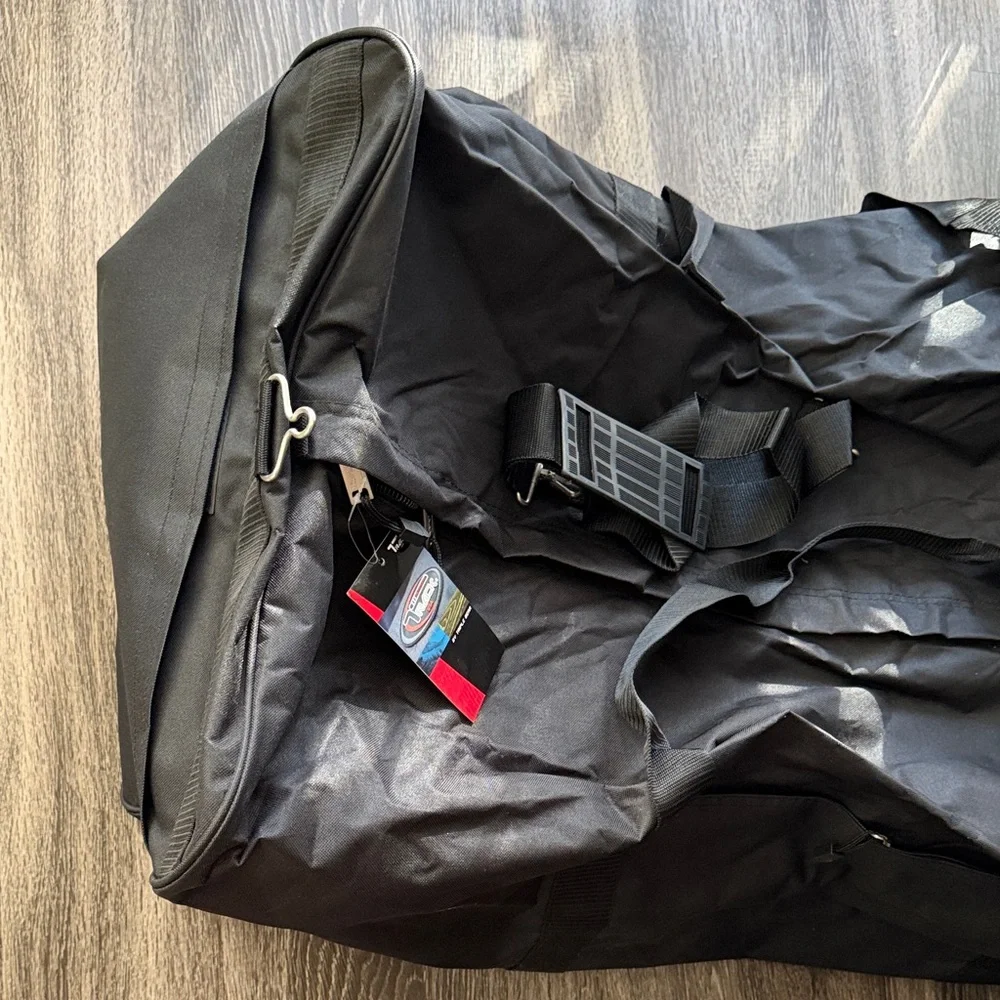 Track USA by Triple Gear Black Duffel - Picture 5 of 8